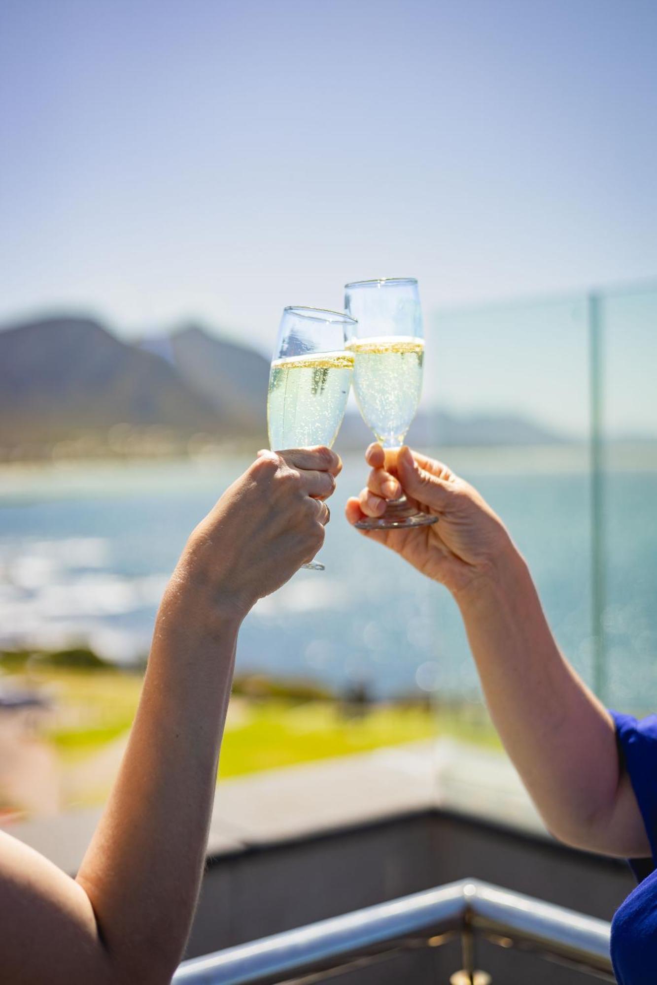 Hermanus Waterfront, Ocean Deluxe - Apartment 2 Exterior foto